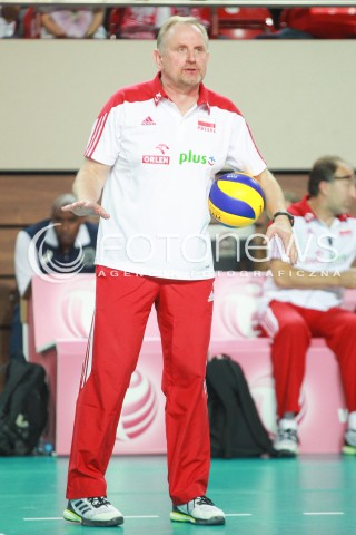  16.07.2017 OSTROWIEC SWIETOKRZYSKI <br />SIATKOWKA KOBIET <br />WORLD GRAND PRIX II DYWIZJI 2017 FIVB VOLLEYBALL <br />MECZ POLSKA - KOREA POLUDNIOWA ( POLAND - KOREA ) <br />N/Z JACEK NAWROCKI - I TRENER ( HEAD COACH ) SYLWETKA <br /> 