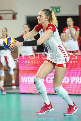  16.07.2017 OSTROWIEC SWIETOKRZYSKI <br />SIATKOWKA KOBIET <br />WORLD GRAND PRIX II DYWIZJI 2017 FIVB VOLLEYBALL <br />MECZ POLSKA - KOREA POLUDNIOWA ( POLAND - KOREA ) <br />N/Z MALWINA SMARZEK SYLWETKA <br /> 
