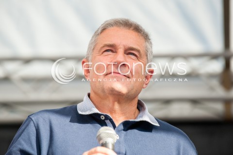  18.07.2017 WARSZAWA<br />MANIFESTACJA OPOZYCJI POD PARLAMENTEM<br />N/Z WLADYSLAW FRASYNIUK<br /> 