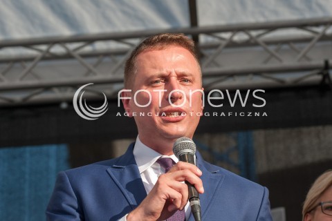  18.07.2017 WARSZAWA<br />MANIFESTACJA OPOZYCJI POD PARLAMENTEM<br />N/Z KRZYSZTOF BREJZA<br /> 