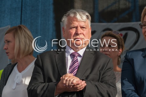  18.07.2017 WARSZAWA<br />MANIFESTACJA OPOZYCJI POD PARLAMENTEM<br />N/Z BOGDAN BORUSEWICZ<br /> 