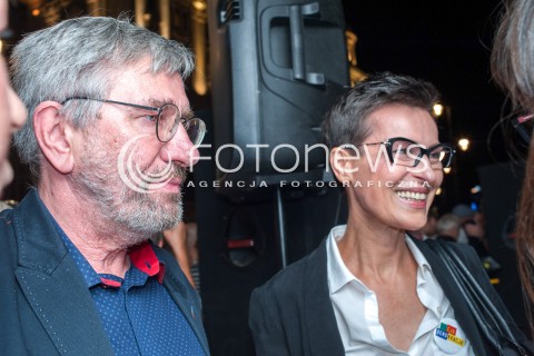  18.07.2017 WARSZAWA<br />LANCUCH SWIATLA POD PALACEM PREZYDENCKIM<br />N/Z JERZY RADZIWILOWICZ DANUTA STENKA<br /> 