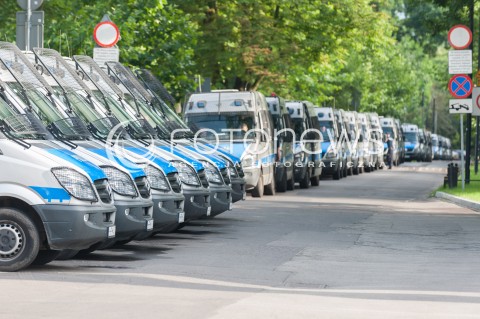  20.07.2017 WARSZAWA<br />MANIFESTACJA OPOZYCJI POD SEJMEM<br />N/Z RADIOWOZY POLICYJNE<br /> 