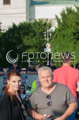  20.07.2017 WARSZAWA<br />MANIFESTACJA OPOZYCJI POD SEJMEM<br />N/Z WLODZIMIERZ MATUSZAK NA TLE SEJMU<br /> 