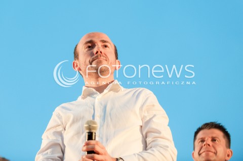  20.07.2017 WARSZAWA<br />LANCUCH SWIATLA POD PALACEM PREZYDENCKIM<br />N/Z BORYS BUDKA RYSZARD PETRU<br /> 