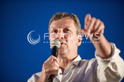  20.07.2017 WARSZAWA<br />LANCUCH SWIATLA POD PALACEM PREZYDENCKIM<br />N/Z ANDRZEJ HALICKI<br /> 