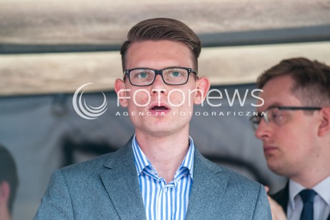  26.07.2017 WARSZAWA<br />MANIFESTACJA NARODOWCOW PRZECIW FINANSOWANIU ORGANIZACJI POZARZADOWYCH PRZEZ ZAGRANICZNE PODMIOTY<br />N/Z TOMASZ KALINOWSKI<br /> 