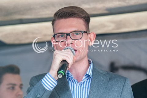  26.07.2017 WARSZAWA<br />MANIFESTACJA NARODOWCOW PRZECIW FINANSOWANIU ORGANIZACJI POZARZADOWYCH PRZEZ ZAGRANICZNE PODMIOTY<br />N/Z TOMASZ KALINOWSKI<br /> 