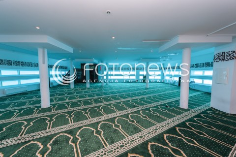  27.07.2017 WARSZAWA<br />CENTRUM KULTURY MUZULMANSKIEJ<br />N/Z HALA MODLITEWNA<br /> 