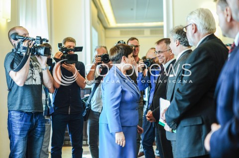  31.07.2017 WARSZAWA<br />POSIEDZENIE RADY MINISTROW<br />N/Z BEATA SZYDLO DZIENNIKARZE MINISTROWIE OPERATORZY KAMER KAMERZYSCI FOTOREPORTERZY<br /> 