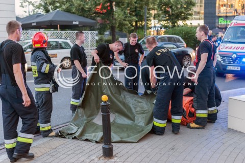  01.08.2017 WARSZAWA<br />NIEUDANA PROBA SAMOBOJCZA<br />N/Z SAMOBOJCA<br /> 