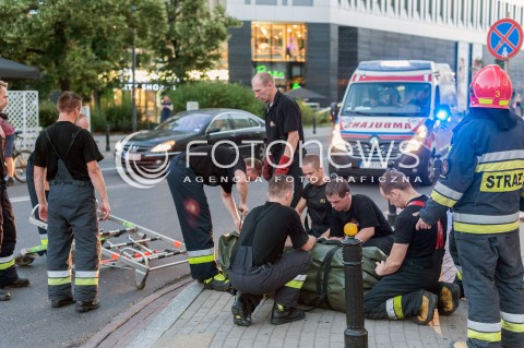  01.08.2017 WARSZAWA<br />NIEUDANA PROBA SAMOBOJCZA<br />N/Z SAMOBOJCA<br /> 
