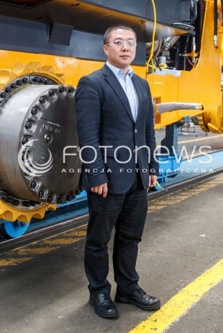  01.08.2017 STALOWA WOLA <br />HOU YUBO - PREZES FIRMY LIUGONG DRESSTA MACHINERY<br />N/Z HOU YUBO<br /> 