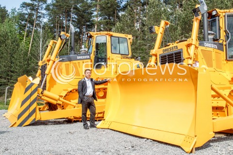  01.08.2017 STALOWA WOLA <br />HOU YUBO - PREZES FIRMY LIUGONG DRESSTA MACHINERY<br />N/Z HOU YUBO<br /> 