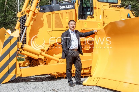  01.08.2017 STALOWA WOLA <br />HOU YUBO - PREZES FIRMY LIUGONG DRESSTA MACHINERY<br />N/Z HOU YUBO<br /> 