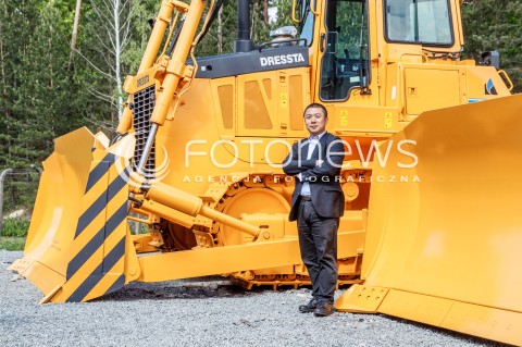  01.08.2017 STALOWA WOLA <br />HOU YUBO - PREZES FIRMY LIUGONG DRESSTA MACHINERY<br />N/Z HOU YUBO<br /> 