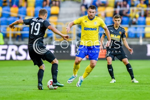  07.08.2017 GDYNIA <br />PILKA NOZNA - EKSTRAKLASA SEZON 2017/2018<br />MECZ ARKA GDYNIA - KORONA KIELCE<br />N/Z KEN KALLASTE GRZEGORZ PIESIO<br /> 