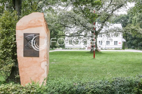  08.08.2017 JANOW PODLASKI<br />STADNINA KONI <br />ZDJECIE ILUSTRACYJNE<br />N/Z BIURO STADNINY KONI I POMNIK PAMIECI ANDRZEJA KRZYSZTALOWICZA <br /> 