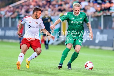  09.08.2017 BYTOW <br />PILKA NOZNA - 1/16 PUCHARU POLSKI<br />MECZ DRUTEX-BYTOVIA BYTOW - LECHIA GDANSK<br />N/Z BARTOSZ BIEL DANIEL LUKASIK<br /> 