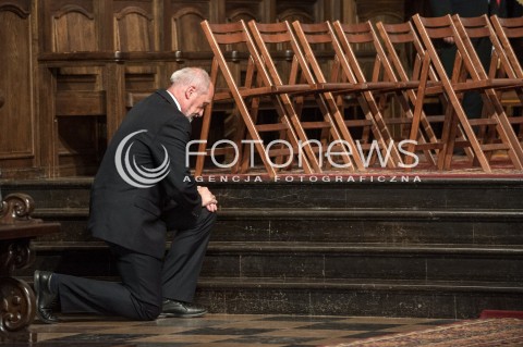  10.08.2017 WARSZAWA<br />MIESIECZNICA SMOLENSKA<br />N/Z ANTONI MACIEREWICZ<br /> 