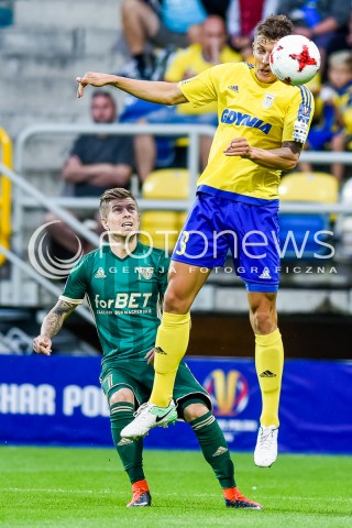  10.08.2017 GDYNIA <br />PILKA NOZNA - 1/16 PUCHARU POLSKI<br />MECZ ARKA GDYNIA - SLASK WROCLAW<br />N/Z JAKUB KOSECKI DAMIAN ZBOZIEN<br /> 