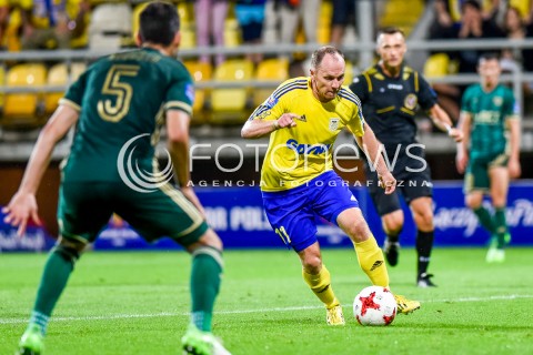  10.08.2017 GDYNIA <br />PILKA NOZNA - 1/16 PUCHARU POLSKI<br />MECZ ARKA GDYNIA - SLASK WROCLAW<br />N/Z RAFAL SIEMASZKO AUGUSTO PEREIRA JAROSLAW PRZYBYL<br /> 