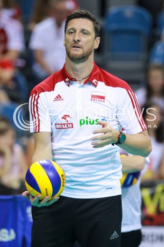  11.08.2017 KRAKOW (TAURON ARENA) <br />XV MEMORIAL HUBERTA JERZEGO WAGNERA <br />MECZ POLSKA - FRANCJA ( MATCH POLAND - FRANCE ) <br />N/Z PIOTR GRUSZKA - II TRENER ( ASSISTANT COACH ) SYLWETKA <br /> 