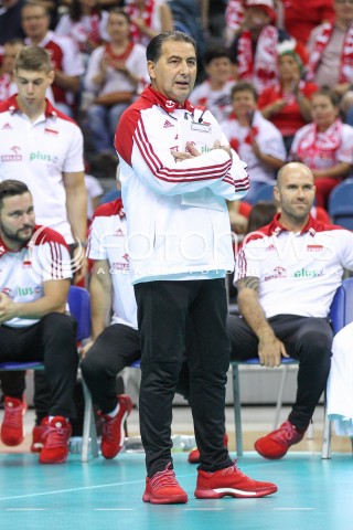  12.08.2017 KRAKOW (TAURON ARENA) <br />XV MEMORIAL HUBERTA JERZEGO WAGNERA <br />MECZ POLSKA - KANADA ( MATCH POLAND - CANADA ) <br />N/Z FERDINANDO DE GIORGI - I TRENER ( HEAD COACH ) SYLWETKA <br /> 