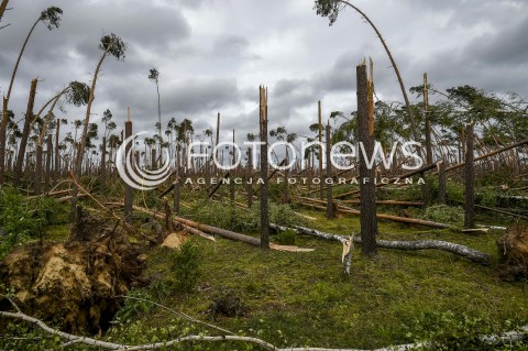  12.08.2017 POMORSKIE<br />SKUTKI NAWALNICY W WOJEWODZTWIE POMORSKIM MIEDZY KOSCIERZYNA A BYTOWEM<br /> 