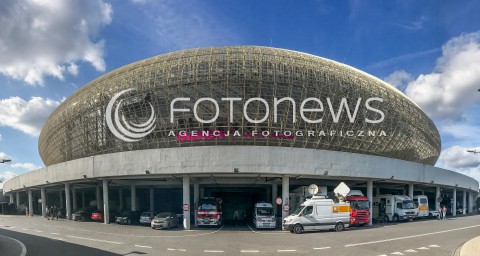  13.08.2017 KRAKOW (TAURON ARENA) <br />XV MEMORIAL HUBERTA JERZEGO WAGNERA <br />MECZ POLSKA - ROSJA ( MATCH POLAND - RUSSIA ) <br />N/Z HALA TAURON ARENA ZEWNATRZ WIDOK VIEW BUDYNEK HALL WEJSCIE TECHNICZNE WOZY TRANSMISYJNE TELEWIZJA POLSAT SPORT PANORAMA<br /> 