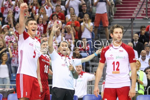  13.08.2017 KRAKOW (TAURON ARENA) <br />XV MEMORIAL HUBERTA JERZEGO WAGNERA <br />MECZ POLSKA - ROSJA ( MATCH POLAND - RUSSIA ) <br />N/Z FERDINANDO DE GIORGI - I TRENER ( HEAD COACH ) LUKASZ KACZMAREK GRZEGORZ LOMACZ RADOSC EMOCJE <br /> 
