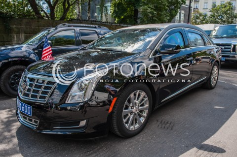  15.08.2016 WARSZAWA <br />OBCHODY SWIETA WOJSKA POLSKIEGO UROCZYSTOSCI PANSTWOWE <br />N/Z LIMUZYNA BOR OCHRONA BIURO OCHRONY RZADU USA<br /> 