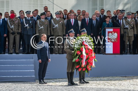  15.08.2016 WARSZAWA <br />OBCHODY SWIETA WOJSKA POLSKIEGO UROCZYSTOSCI PANSTWOWE <br />N/Z PREZYDENT RP ANDRZEJ DUDA?<br /> 