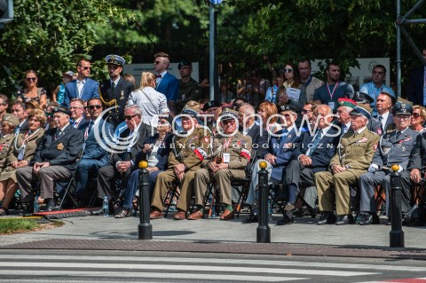  15.08.2016 WARSZAWA <br />OBCHODY SWIETA WOJSKA POLSKIEGO UROCZYSTOSCI PANSTWOWE <br />N/Z KOMBATANCI<br /> 