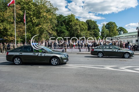  15.08.2016 WARSZAWA <br />OBCHODY SWIETA WOJSKA POLSKIEGO UROCZYSTOSCI PANSTWOWE <br />N/Z POJAZD WOJSKOWY ZW ZANDARMERIA WOJSKOWA<br /> 