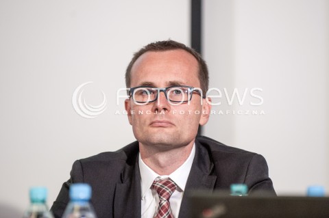  21.08.2017 WARSZAWA<br />KONFERENCJA POSWIECONA ZMIANOM NAZW ULIC<br />N/Z PIOTR OLENCZAK<br /> 