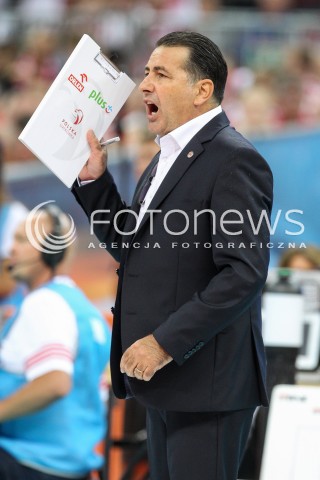  24.08.2017 WARSZAWA ( STADION NARODOWY ) <br />MISTRZOSTWA EUROPY W SIATKOWCE MEZCZYZN LOTTO EUROVOLLEY POLAND 2017 ( European Volleyball Championship ) <br />MECZ POLSKA - SERBIA ( Match Poland - Serbia ) <br />N/Z FERDINANDO DE GIORGI - I TRENER ( HEAD COACH ) SYLWETKA <br /> 