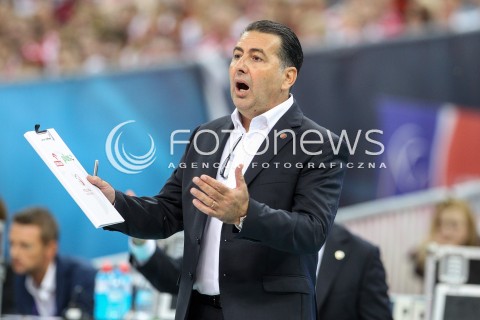  24.08.2017 WARSZAWA ( STADION NARODOWY ) <br />MISTRZOSTWA EUROPY W SIATKOWCE MEZCZYZN LOTTO EUROVOLLEY POLAND 2017 ( European Volleyball Championship ) <br />MECZ POLSKA - SERBIA ( Match Poland - Serbia ) <br />N/Z FERDINANDO DE GIORGI - I TRENER ( HEAD COACH ) ZLOSC EMOCJE SYLWETKA <br /> 