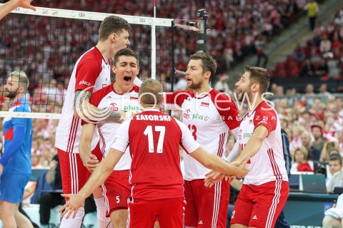 24.08.2017 WARSZAWA ( STADION NARODOWY ) <br />MISTRZOSTWA EUROPY W SIATKOWCE MEZCZYZN LOTTO EUROVOLLEY POLAND 2017 ( European Volleyball Championship ) <br />MECZ POLSKA - SERBIA ( Match Poland - Serbia ) <br />N/Z LUKASZ KACZMAREK BARTLOMIEJ LEMANSKI MICHAL KUBIAK GRZEGORZ LOMACZ PAWEL ZATORSKI RADOSC EMOCJE <br /> 