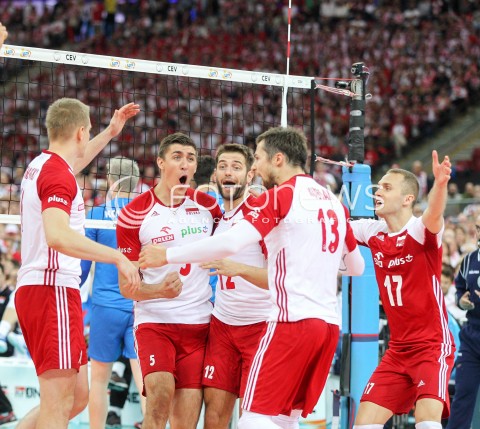  24.08.2017 WARSZAWA ( STADION NARODOWY ) <br />MISTRZOSTWA EUROPY W SIATKOWCE MEZCZYZN LOTTO EUROVOLLEY POLAND 2017 ( European Volleyball Championship ) <br />MECZ POLSKA - SERBIA ( Match Poland - Serbia ) <br />N/Z LUKASZ KACZMAREK GRZEGORZ LOMACZ MICHAL KUBIAK PAWEL ZATORSKI LUKASZ WISNIEWSKI RADOSC EMOCJE <br /> 