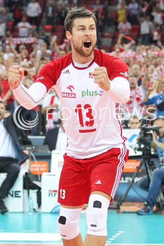  24.08.2017 WARSZAWA ( STADION NARODOWY ) <br />MISTRZOSTWA EUROPY W SIATKOWCE MEZCZYZN LOTTO EUROVOLLEY POLAND 2017 ( European Volleyball Championship ) <br />MECZ POLSKA - SERBIA ( Match Poland - Serbia ) <br />N/Z MICHAL KUBIAK SYLWETKA RADOSC EMOCJE <br /> 