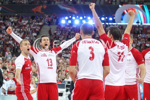  24.08.2017 WARSZAWA ( STADION NARODOWY ) <br />MISTRZOSTWA EUROPY W SIATKOWCE MEZCZYZN LOTTO EUROVOLLEY POLAND 2017 ( European Volleyball Championship ) <br />MECZ POLSKA - SERBIA ( Match Poland - Serbia ) <br />N/Z PAWEL ZATORSKI MICHAL KUBIAK RADOSC EMOCJE <br /> 