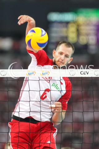  24.08.2017 WARSZAWA ( STADION NARODOWY ) <br />MISTRZOSTWA EUROPY W SIATKOWCE MEZCZYZN LOTTO EUROVOLLEY POLAND 2017 ( European Volleyball Championship ) <br />MECZ POLSKA - SERBIA ( Match Poland - Serbia ) <br />N/Z BARTOSZ KUREK SYLWETKA ATAK <br /> 