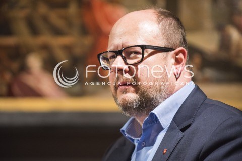  24.08.2017 GDANSK<br />KONFERENCJA PRASOWA POSWIECONA PROJEKTOWI SAD OSTATECZNY HANSA MEMLINGA W MUZEUM NARODOWYM W GDANSKU<br />N/Z PAWEL ADAMOWICZ<br /> 