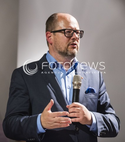  24.08.2017 GDANSK<br />KONFERENCJA PRASOWA POSWIECONA PROJEKTOWI SAD OSTATECZNY HANSA MEMLINGA W MUZEUM NARODOWYM W GDANSKU<br />N/Z PAWEL ADAMOWICZ<br /> 