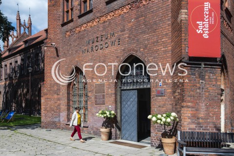  24.08.2017 GDANSK<br />KONFERENCJA PRASOWA POSWIECONA PROJEKTOWI SAD OSTATECZNY HANSA MEMLINGA W MUZEUM NARODOWYM W GDANSKU<br />N/Z WEJSCIE GLOWNE DO MUZEUM NARODOWEGO W GDANSKU<br /> 