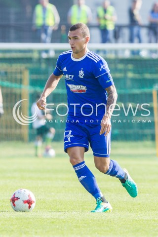  26.08.2017 STALOWA WOLA<br />PILKA NOZNA - II LIGA - 6. KOLEJKA<br />MECZ STAL STALOWA WOLA - LKS LODZ <br />N/Z MAKSYMILIAN ROZWANDOWICZ SYLWETKA <br /> 