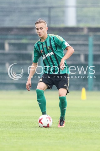  26.08.2017 STALOWA WOLA<br />PILKA NOZNA - II LIGA - 6. KOLEJKA<br />MECZ STAL STALOWA WOLA - LKS LODZ <br />N/Z ANDRZEJ TRUBEHA SYLWETKA <br /> 