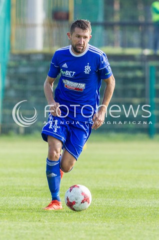  26.08.2017 STALOWA WOLA<br />PILKA NOZNA - II LIGA - 6. KOLEJKA<br />MECZ STAL STALOWA WOLA - LKS LODZ <br />N/Z PRZEMYSLAW KOCOT SYLWETKA<br /> 