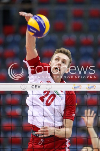  30.08.2017 KRAKOW ( TAURON ARENA ) <br />MISTRZOSTWA EUROPY W SIATKOWCE MEZCZYZN LOTTO EUROVOLLEY POLAND 2017 ( European Volleyball Championship ) <br />BARAZE ( Playoff Phase )<br />MECZ POLSKA - SLOWENIA ( Match Poland - Slovenia ) <br />N/Z MATEUSZ BIENIEK SYLWETKA ATAK <br /> 